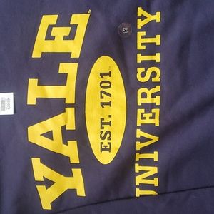 NEW Yale sweatshirt Sz M
